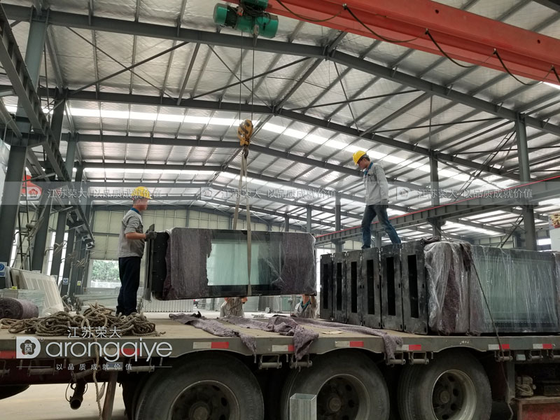 甘肅省智能候車(chē)亭站牌發(fā)貨案例