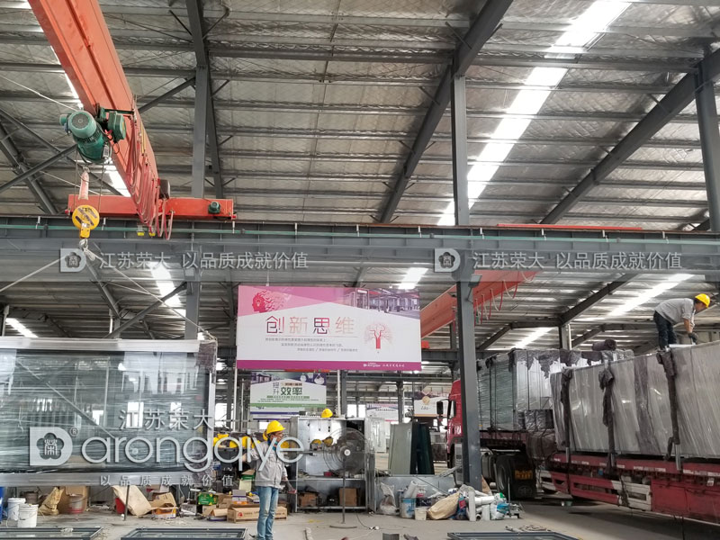 陜西寶雞市公交候車(chē)亭發(fā)貨案例