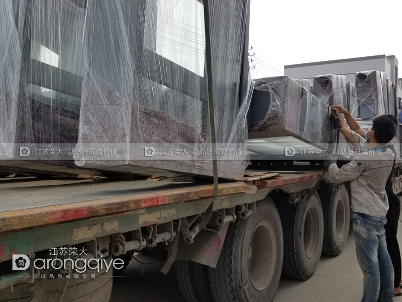 鄭州第二批公交候車(chē)亭配套側牌發(fā)貨案例