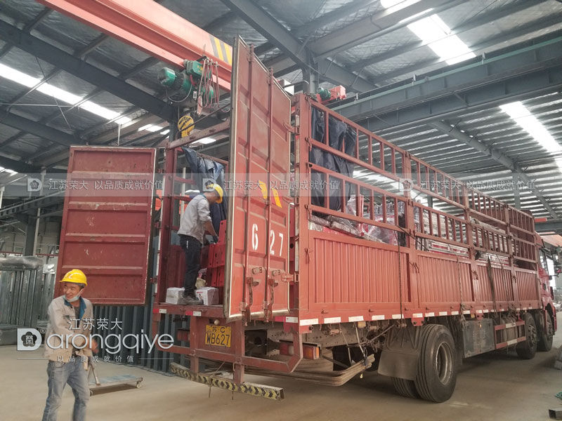 徐州第二批公交候車(chē)亭發(fā)貨