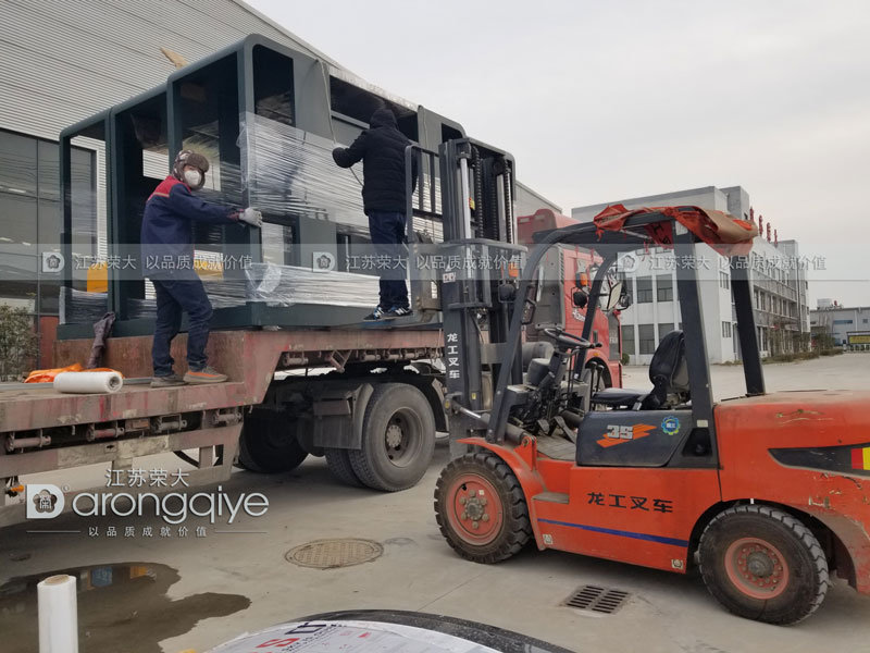 榮大供應四川景區公交候車(chē)亭發(fā)貨