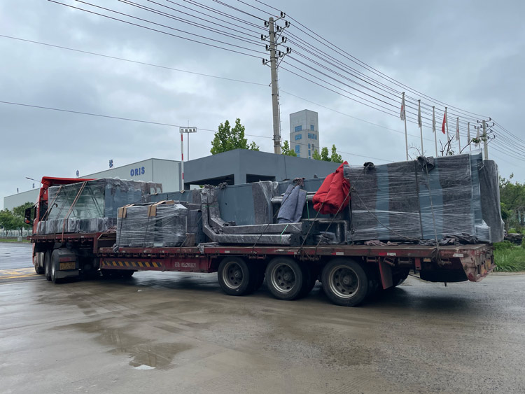 鹽城現代候車(chē)亭發(fā)貨案例第二批