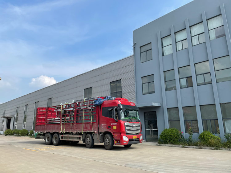 鹽城現代候車(chē)亭發(fā)貨案例第三批