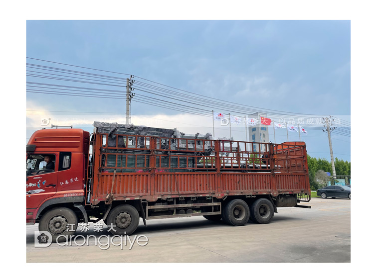 現代候車(chē)亭