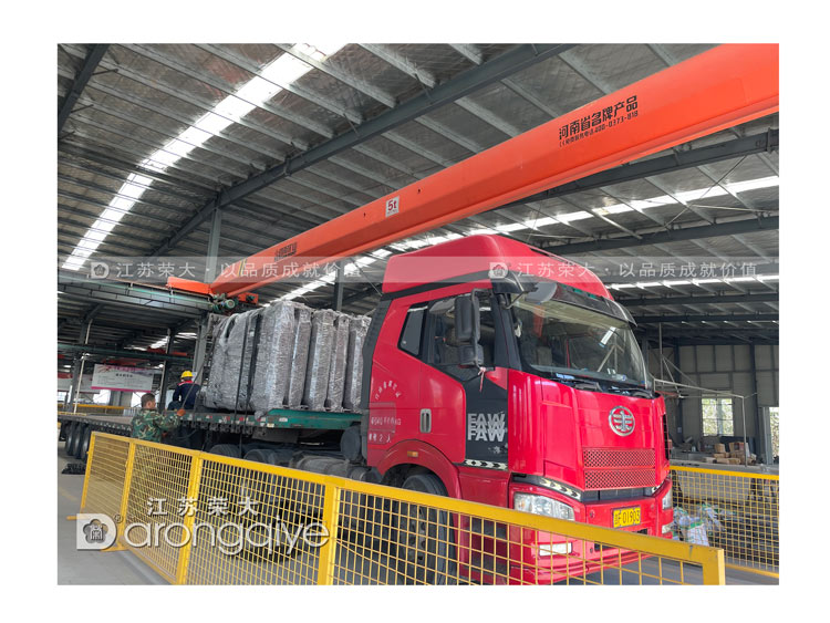 吉林省公交站臺候車(chē)亭發(fā)貨案例配圖一