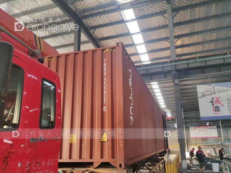 江蘇榮大公交站臺候車(chē)亭出口案例