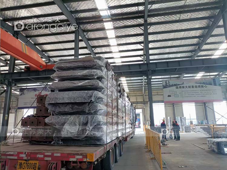 浙江智慧候車亭項目順利發貨配圖一 浙江智慧候車亭項目順利發貨配圖一